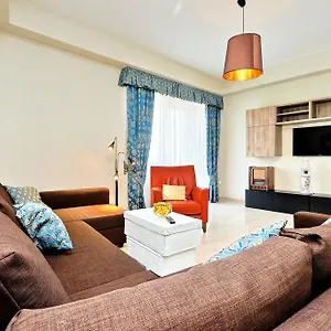  Apartment Oksana's Bernadette Italy